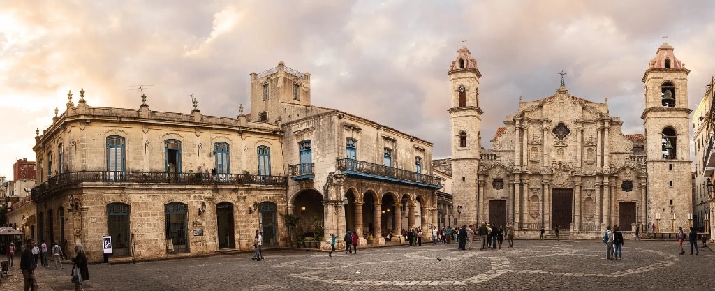 Havana Cathedral Plaza de la Catedral baroque architecture panorama